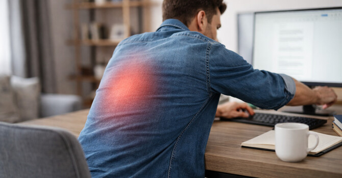 How One Patient Found Relief from Mid-Back Pain in Olathe image