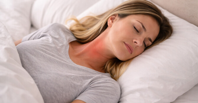 Why You Wake Up With Neck Pain—Even After a Full Night’s Sleep