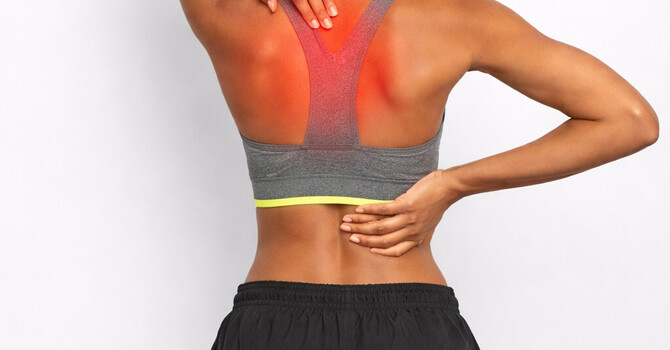 Sharp Upper Back Pain When Twisting or Reaching—What’s Causing It?