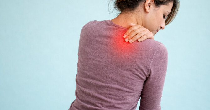 Why Your Upper Back Feels Tight All the Time (And Won’t Loosen Up)